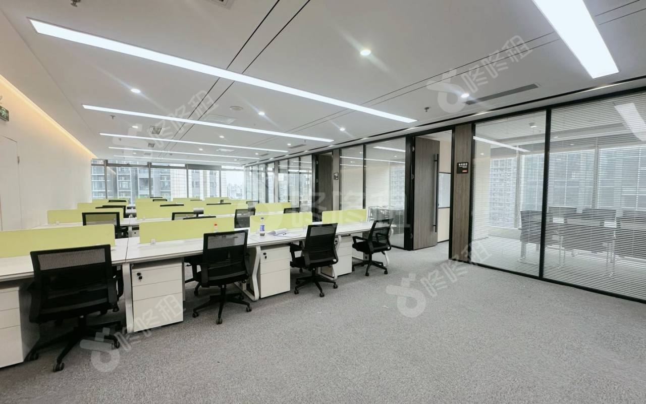 豪威科技大厦_385平_精装_办公室开间