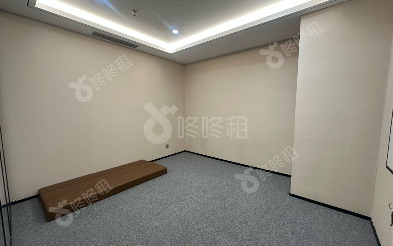 豪威科技大厦_385平_精装_办公室隔间