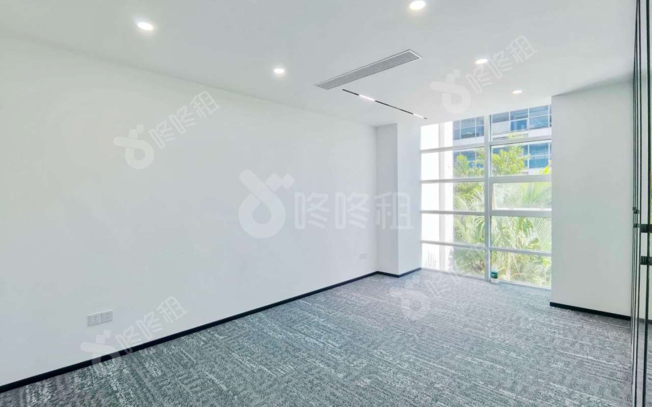 深圳软件园_188平_精装_办公室隔间