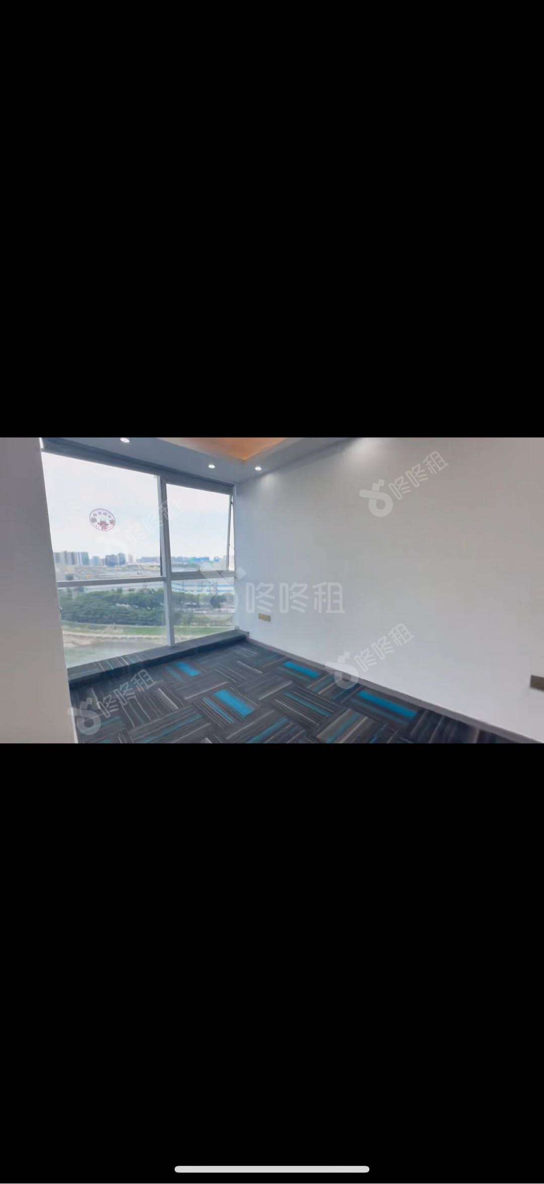 卫东龙商务大厦_85平_精装_办公室隔间