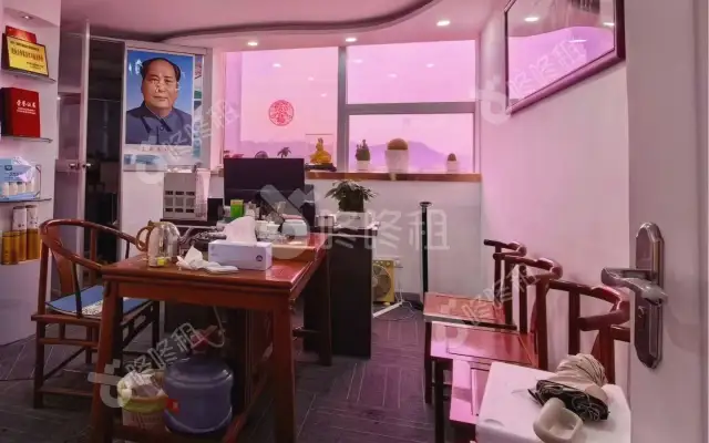 中银大厦_127平_精装_办公室房源出租
