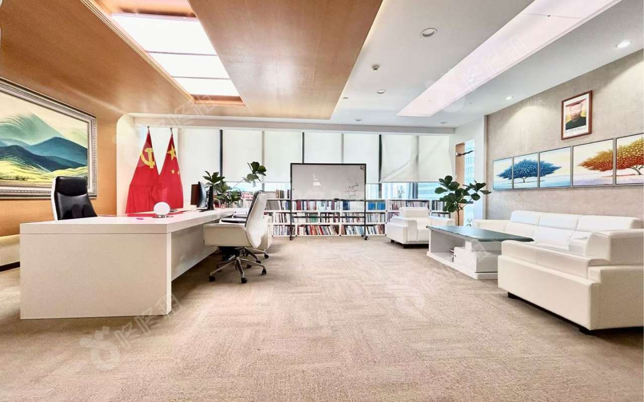 前海科兴科学园(正中华丽中心)_3065平_精装_办公室隔间