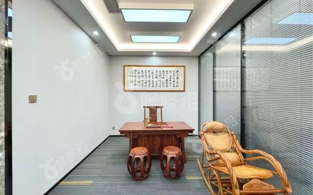 易尚中心_168平_精装_办公室房源出租