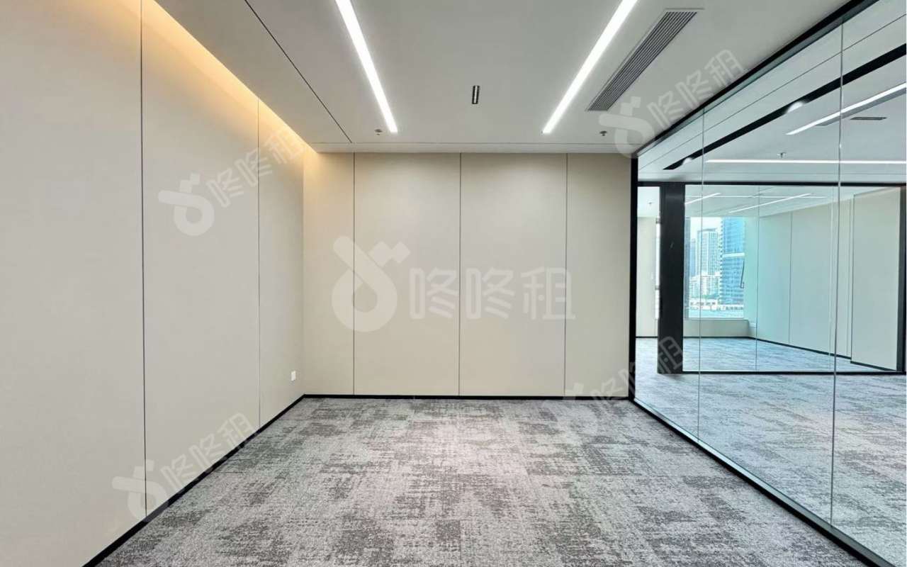 远望谷大厦_255平_豪装_办公室隔间