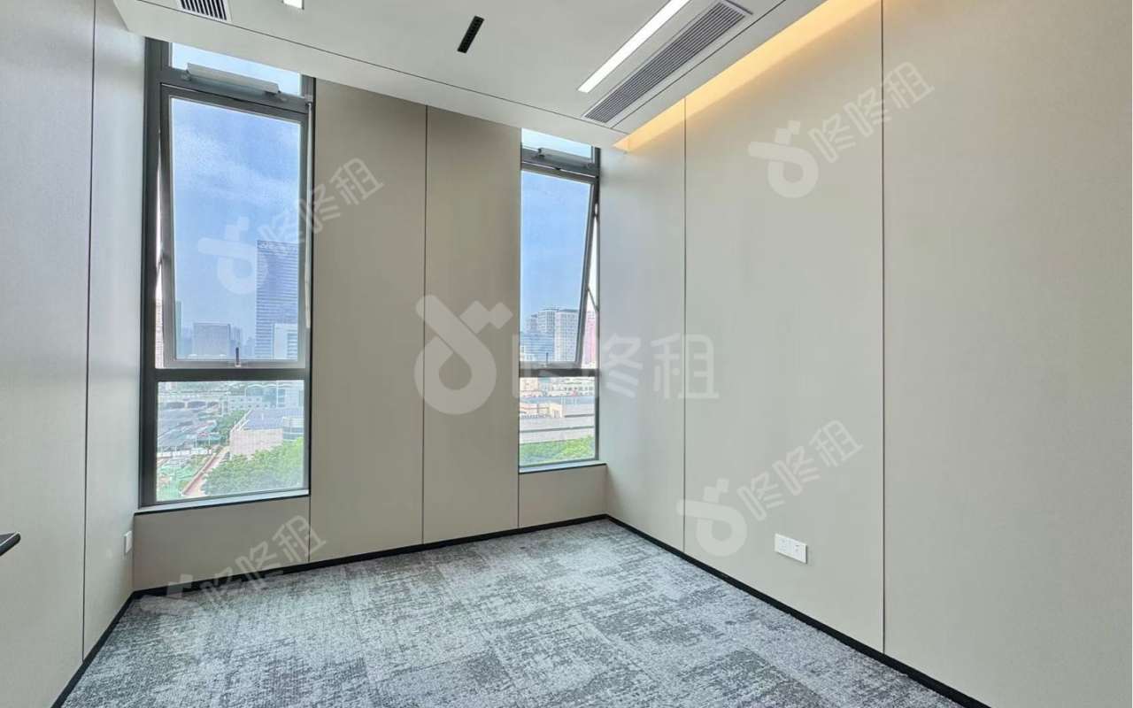远望谷大厦_216平_精装_办公室隔间