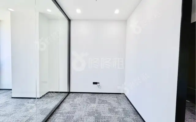 中南大学深圳产学研大楼_200平_定制装修_办公室房源出租