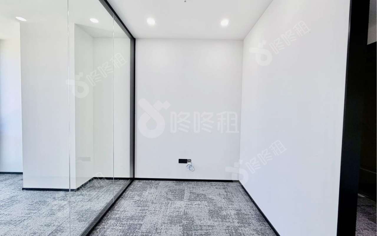 中南大学深圳产学研大楼_200平_定制装修_办公室隔间