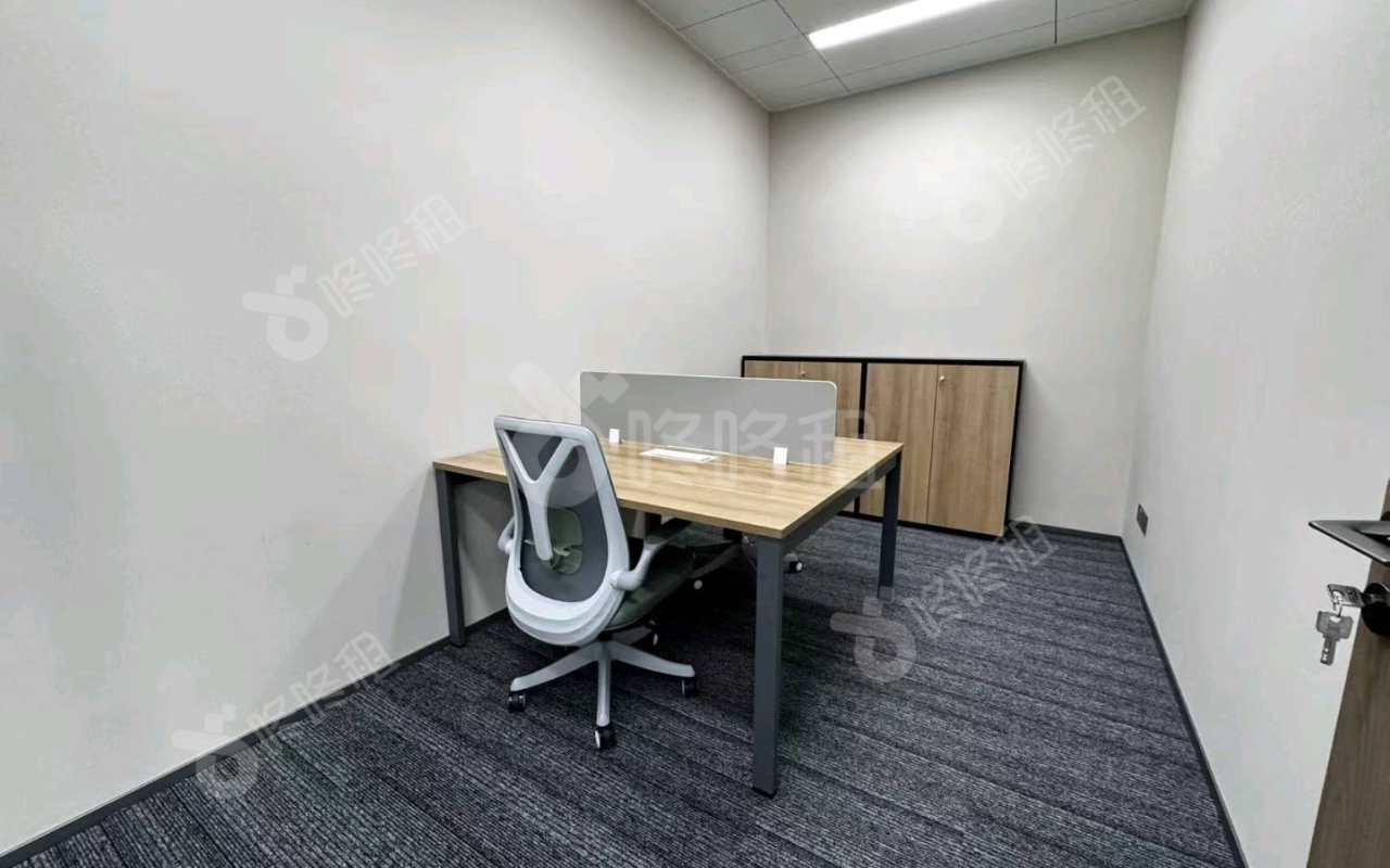 喜之郎大厦_288.67平_豪装_办公室隔间