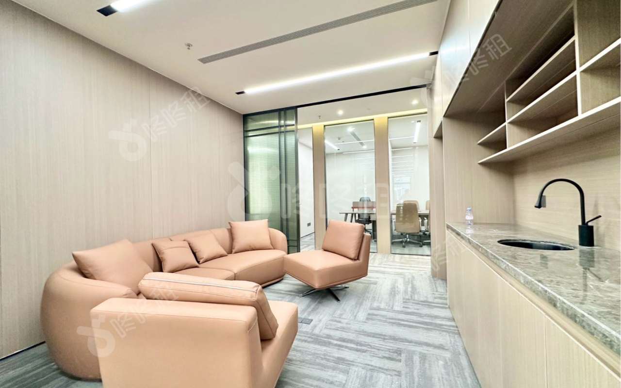 皇庭中心_557平_精装_办公室隔间