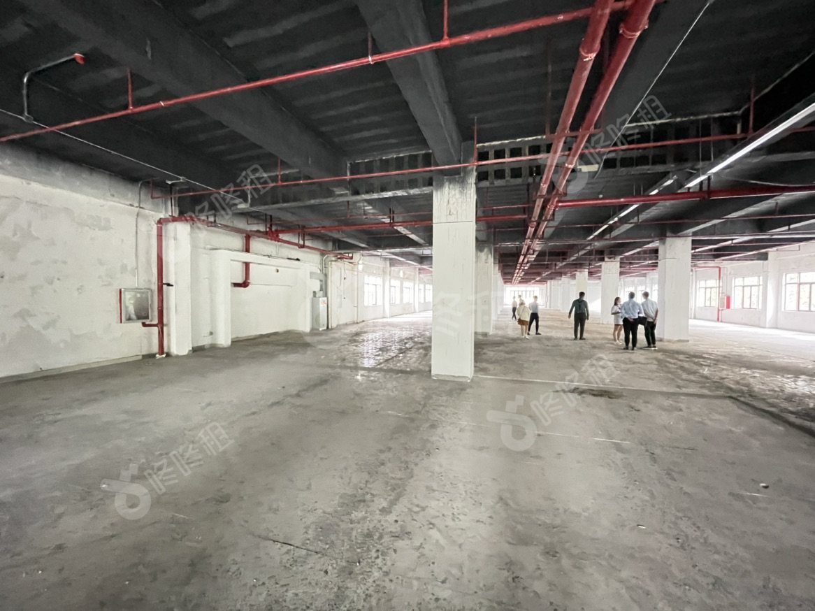 上海汽车大厦_1895平_简装_未分类