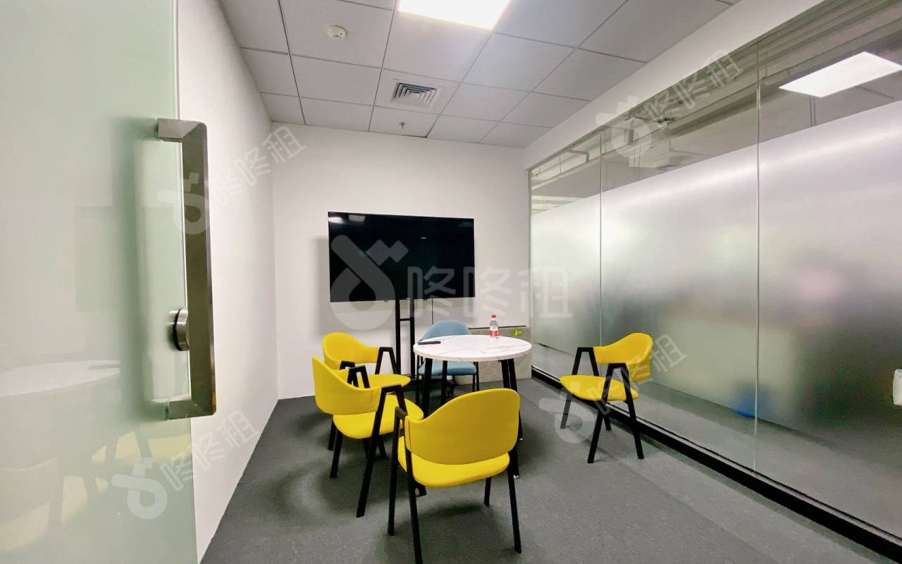 康佳研发大厦_1590平_精装_办公室隔间