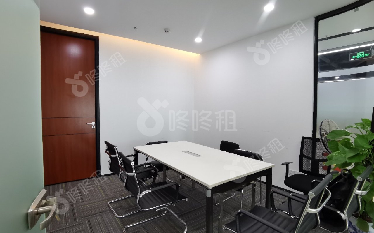 长虹科技大厦_908平_精装_办公室隔间