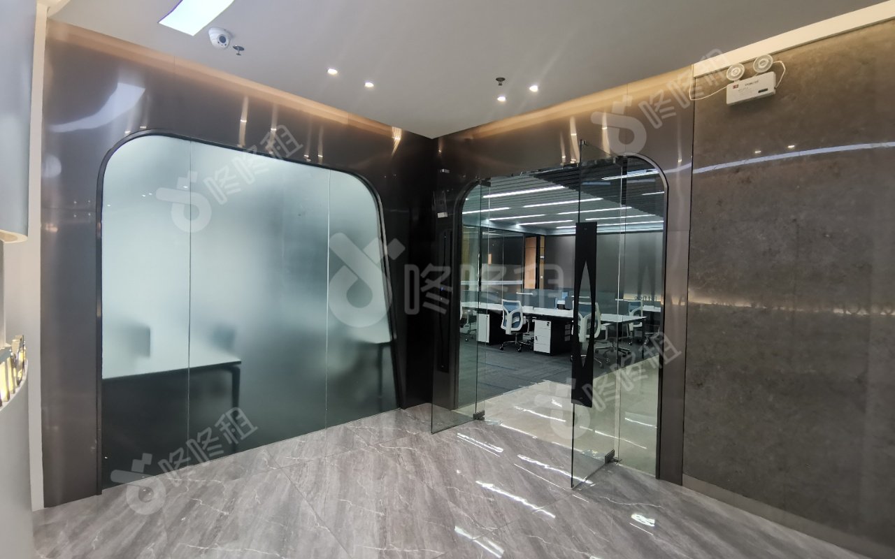 滨海云中心_1983平_精装_办公室开间