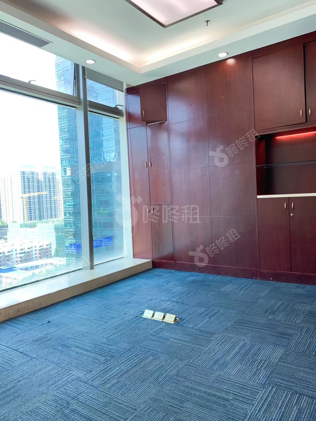 皇岗商务中心_398.72平_豪装_未分类