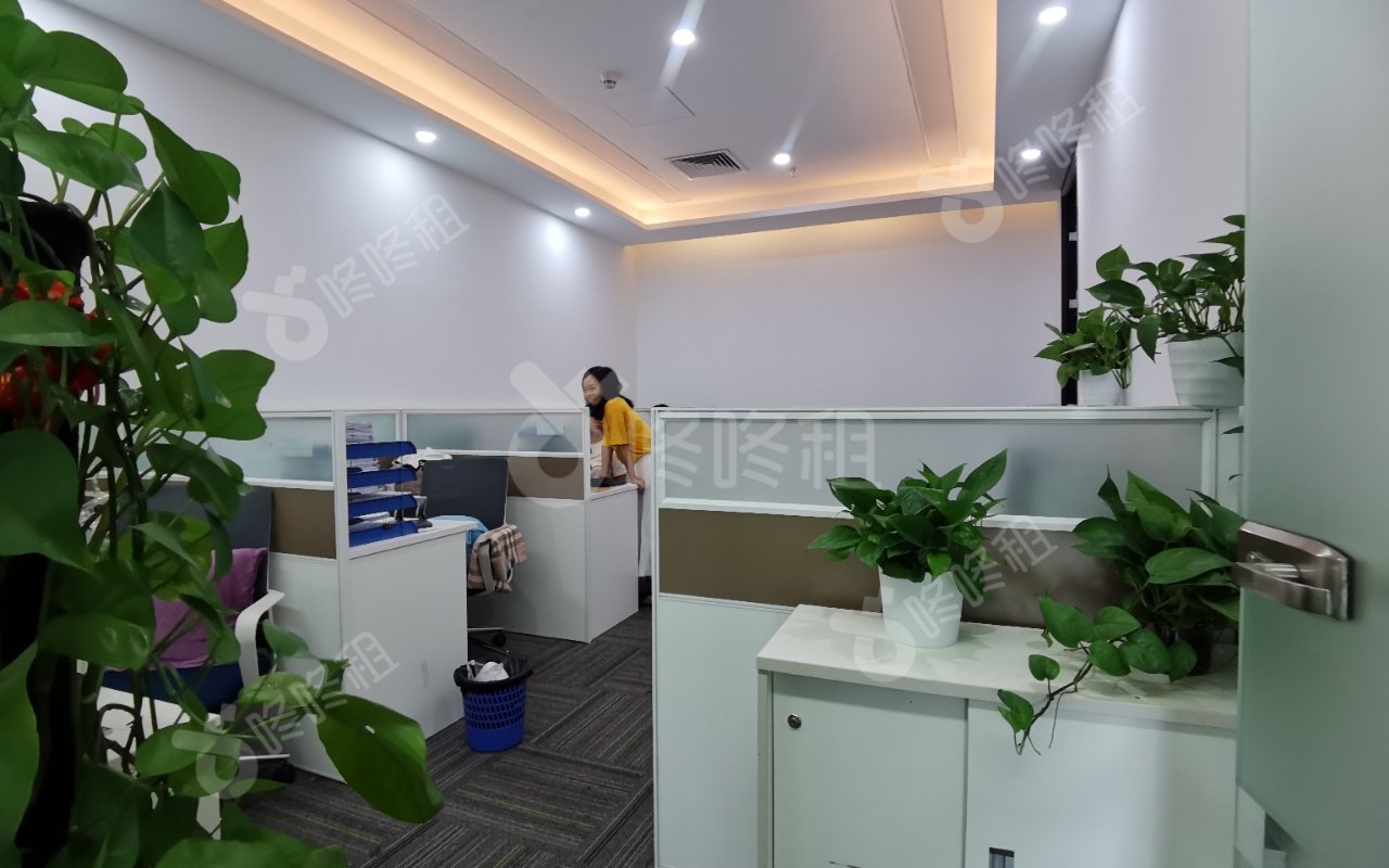 长虹科技大厦_908平_精装_办公室开间