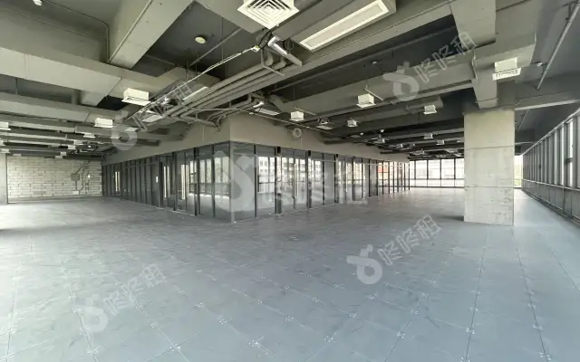 中央大道_1436平_精装_办公室房源出租