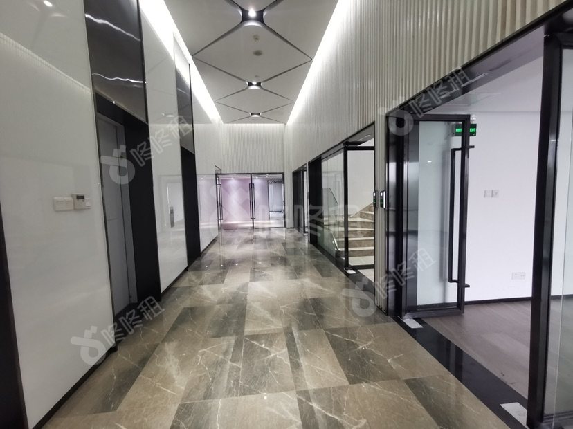 满京华SOHO艺峦_185平_精装_未分类