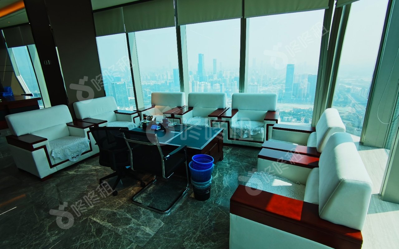 皇岗商务中心_1916.62平_豪装_办公室隔间