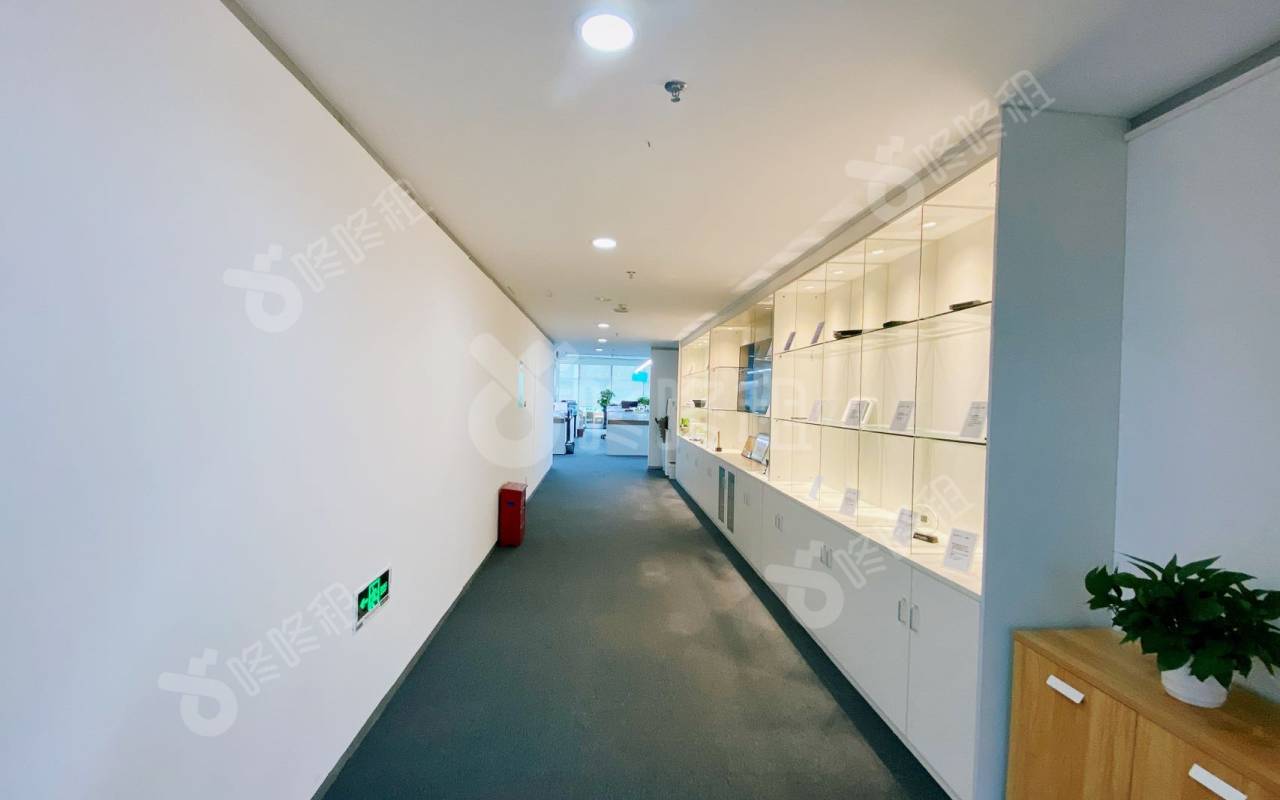 康佳研发大厦_1590平_精装_办公室开间