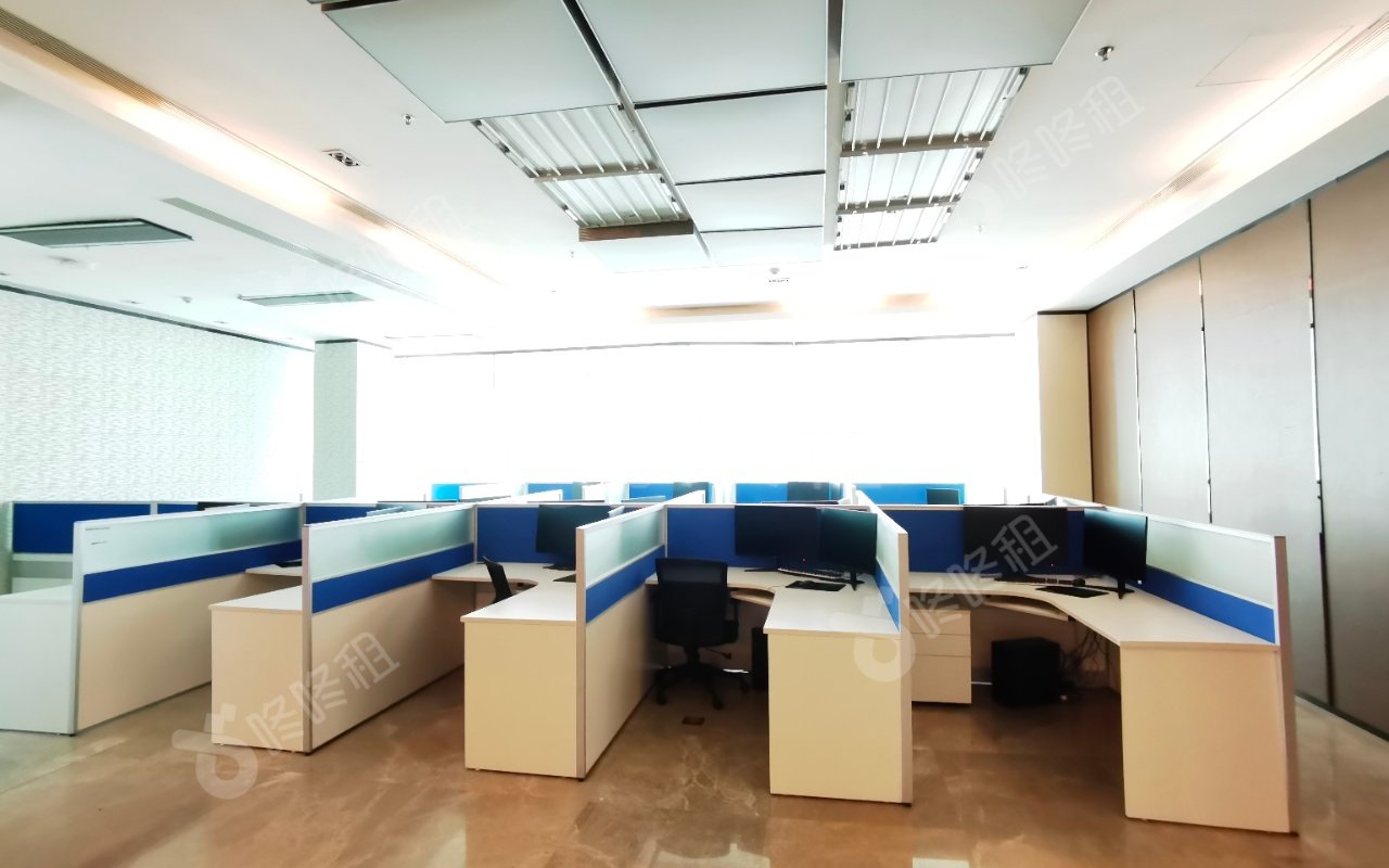 皇岗商务中心_1916.62平_豪装_办公室隔间