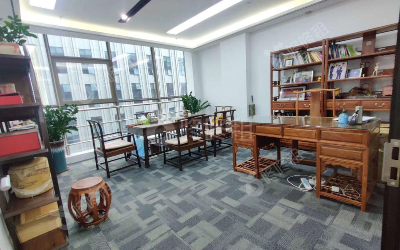深圳北航大厦_170平_精装_办公室开间
