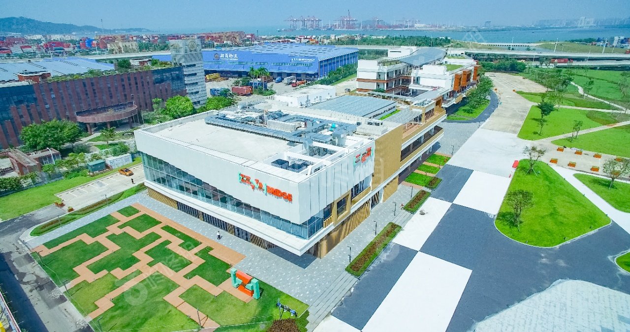 方直前海国际文化中心（二元桥深港设计创意产业园）_629.43平_毛坯_未分类