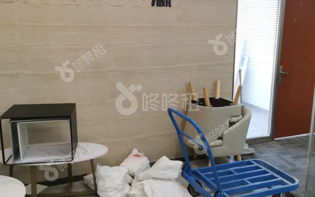 华润置地大厦_450平_精装_办公室房源出租