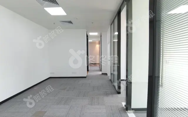 皇庭中心_211平米_精装_办公室房源出租