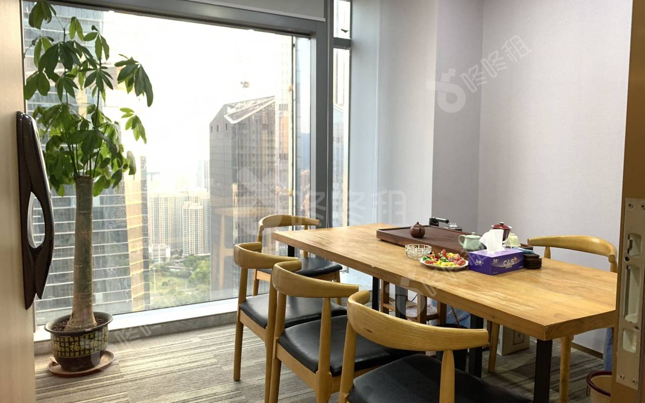 福田卓越时代广场_936平_豪装_办公室隔间