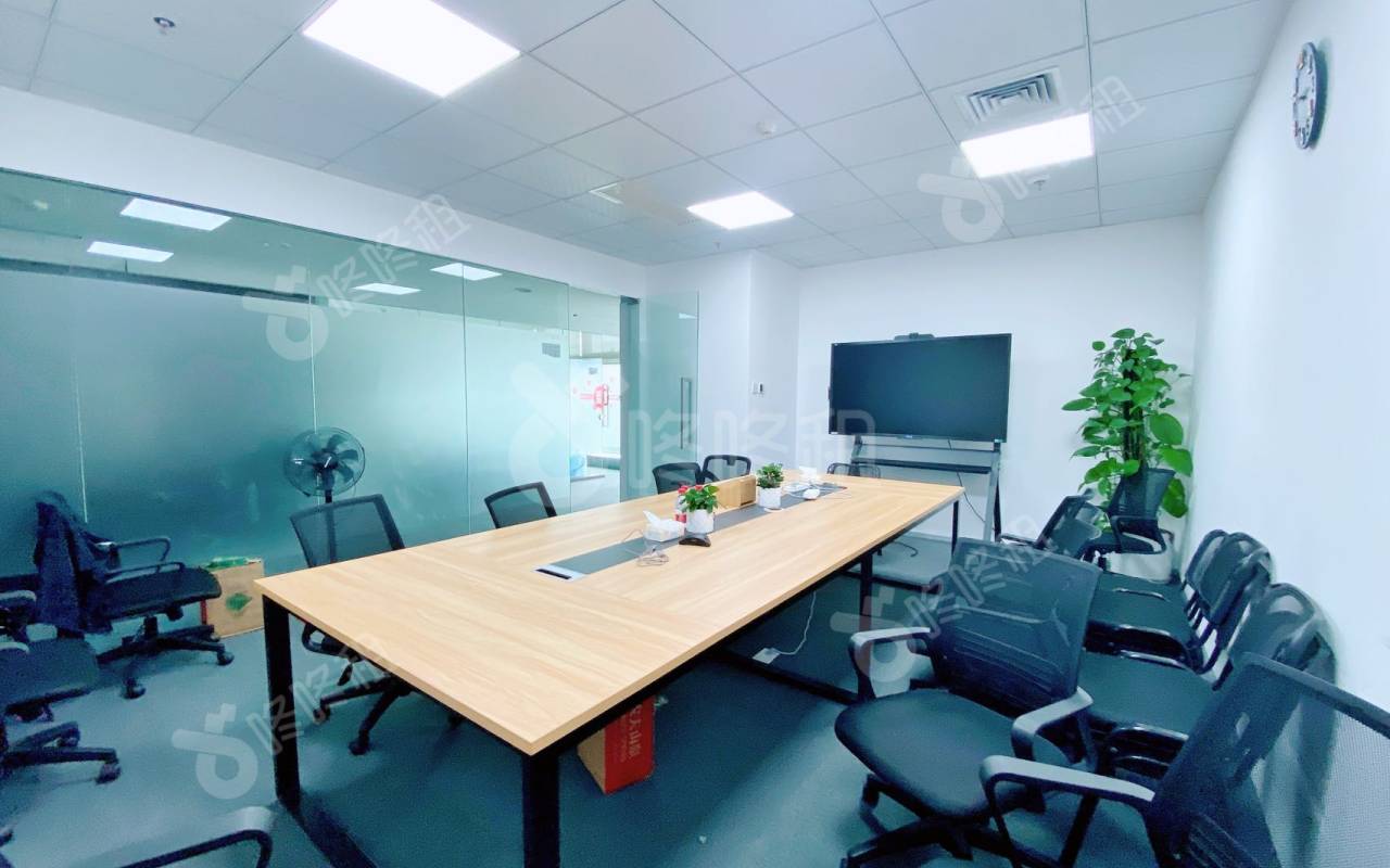 康佳研发大厦_1590平_精装_办公室隔间
