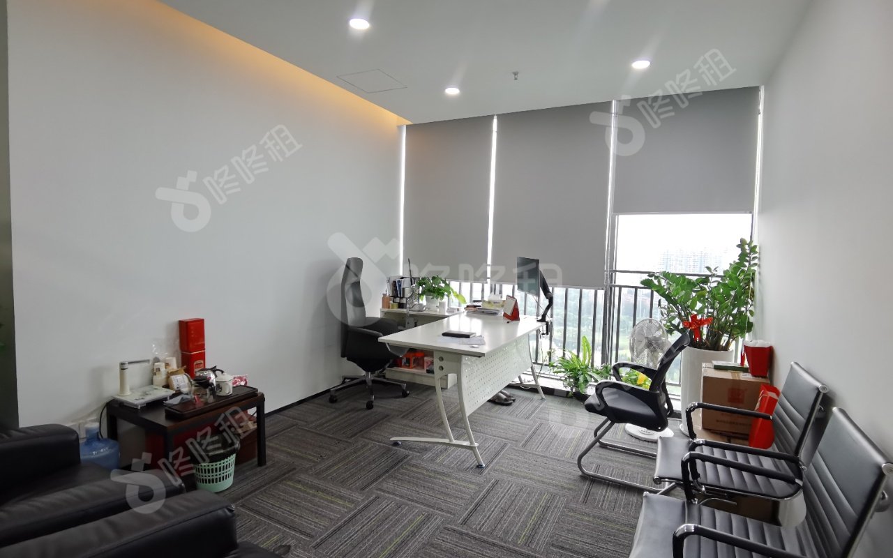 长虹科技大厦_908平_精装_办公室隔间