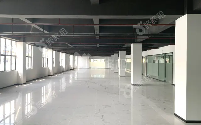 锦驰中心_2380平_豪装_办公室房源出租