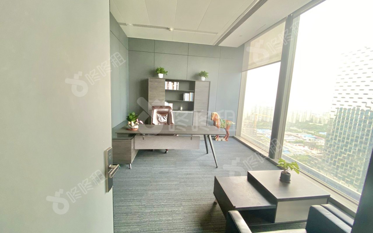 深圳湾一号_258平_精装_办公室隔间