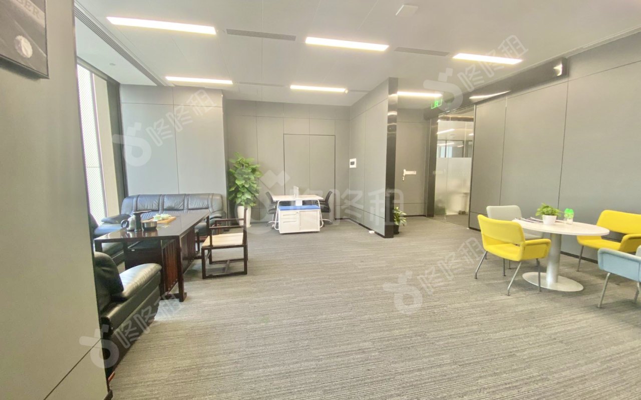 深圳湾一号_258平_精装_办公室开间