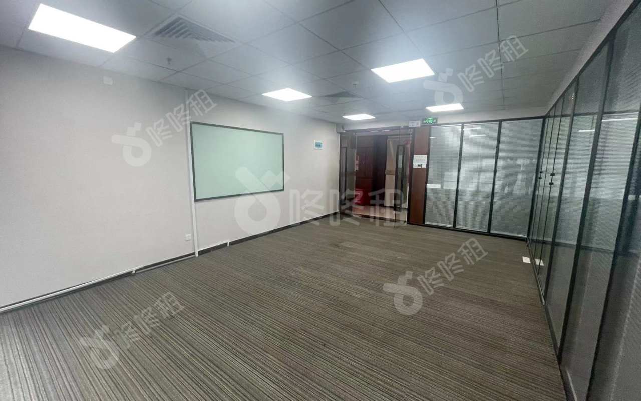 天明科技大厦_95平_精装_办公室开间