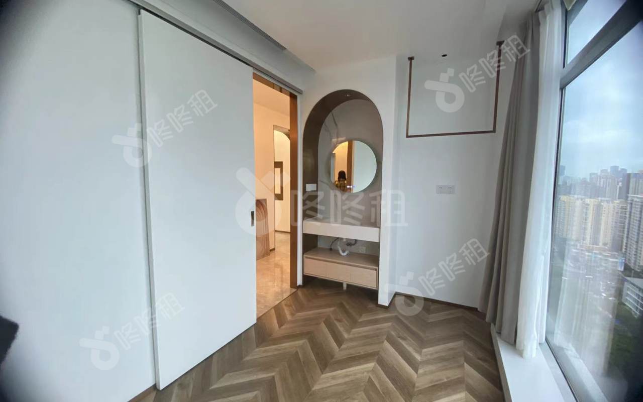 天利中央广场_260平_精装_前台