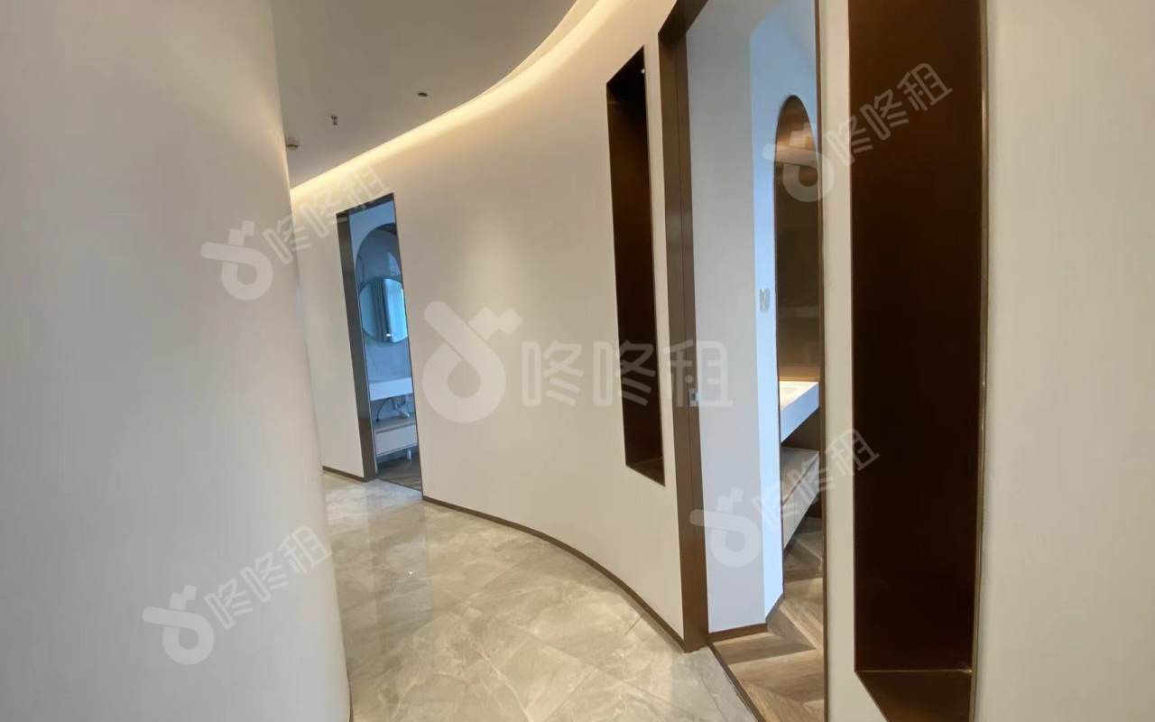 天利中央广场_260平_精装_前台