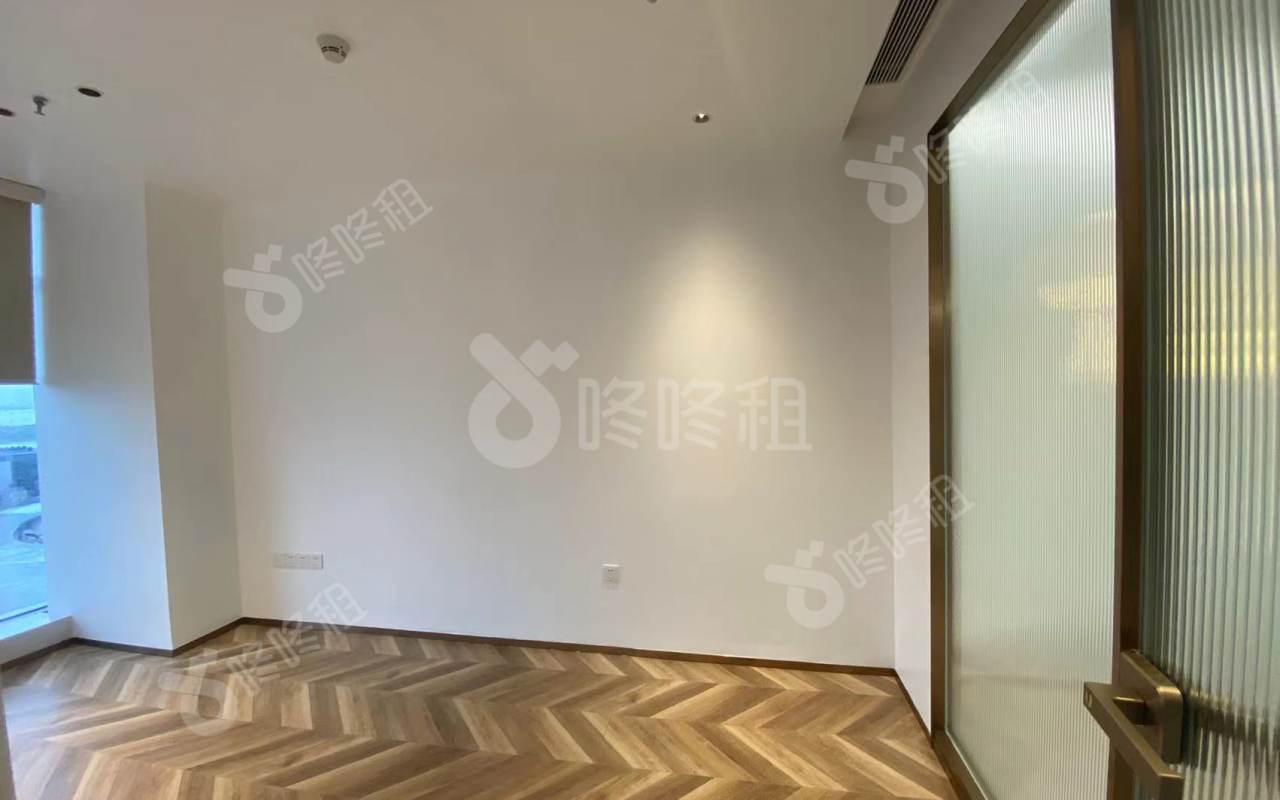 天利中央广场_260平_精装_前台