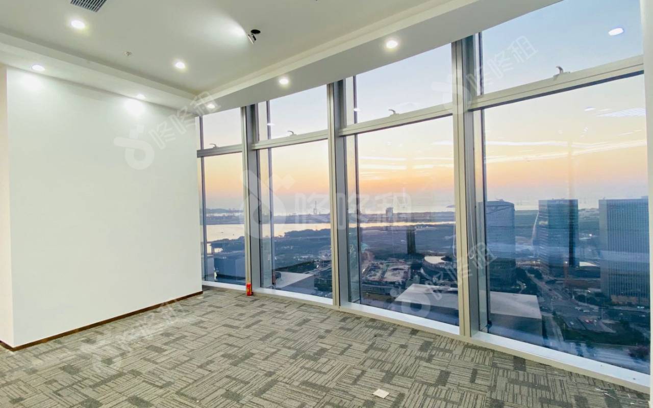 宝中卓越时代广场_408平_精装_办公室隔间