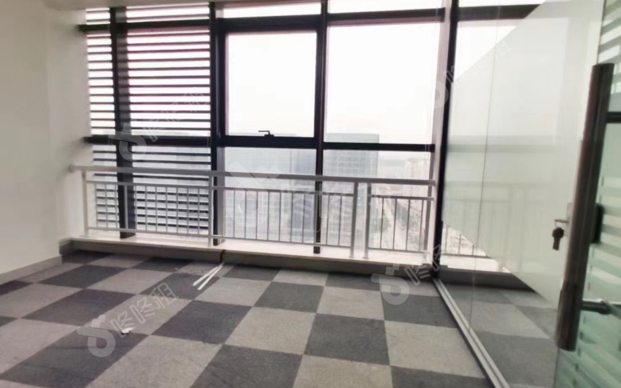 西乡商会大厦_246平_精装_前台