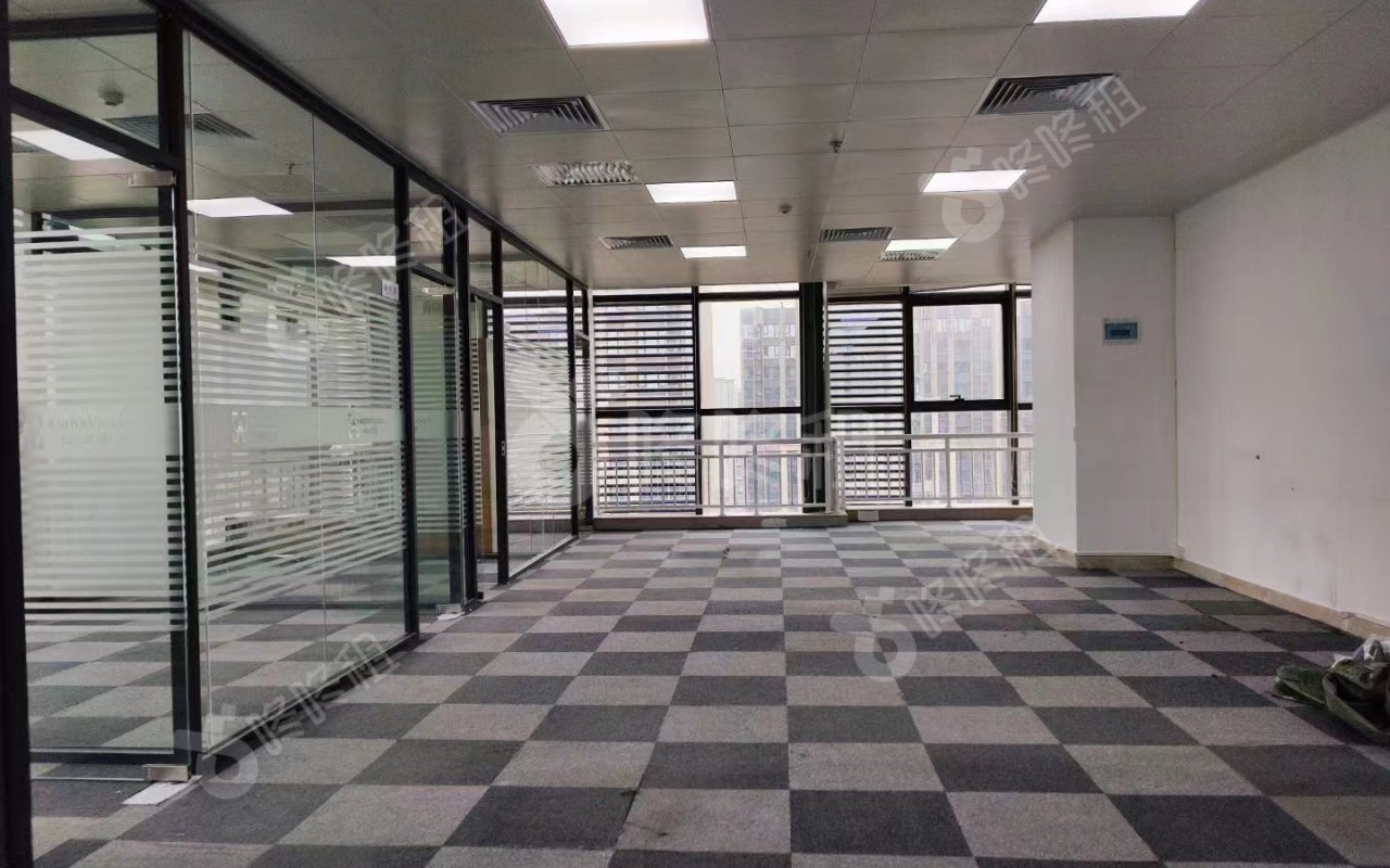 西乡商会大厦_246平_精装_前台