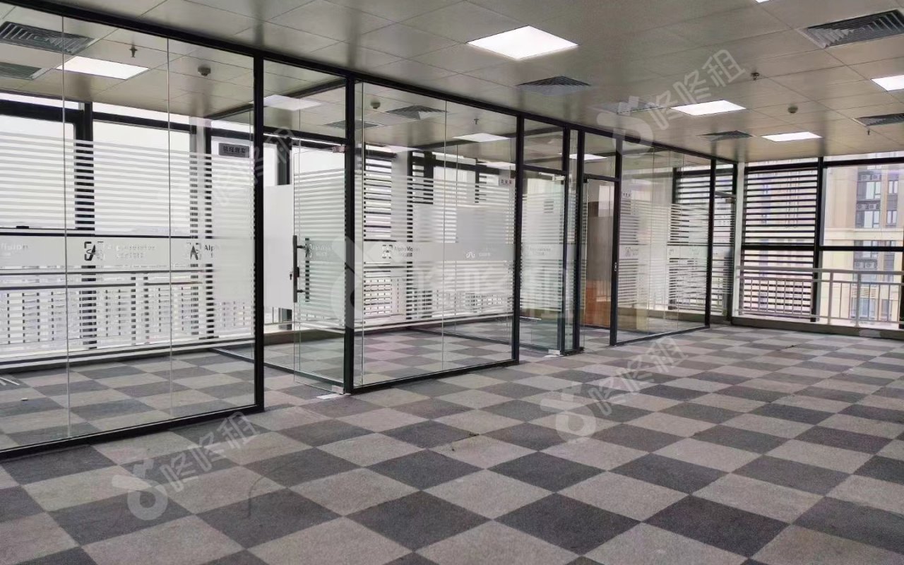 西乡商会大厦_246平_精装_前台