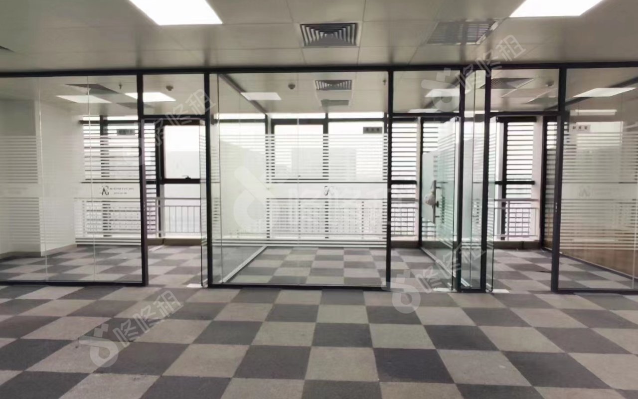 西乡商会大厦_246平_精装_前台