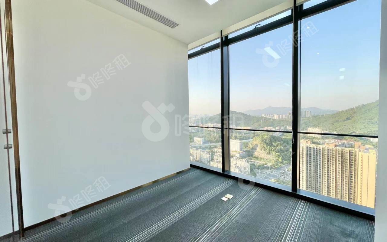 方大城_301平_精装_办公室隔间