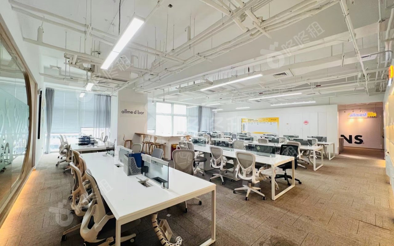 信利康大厦_511平_精装_办公室开间