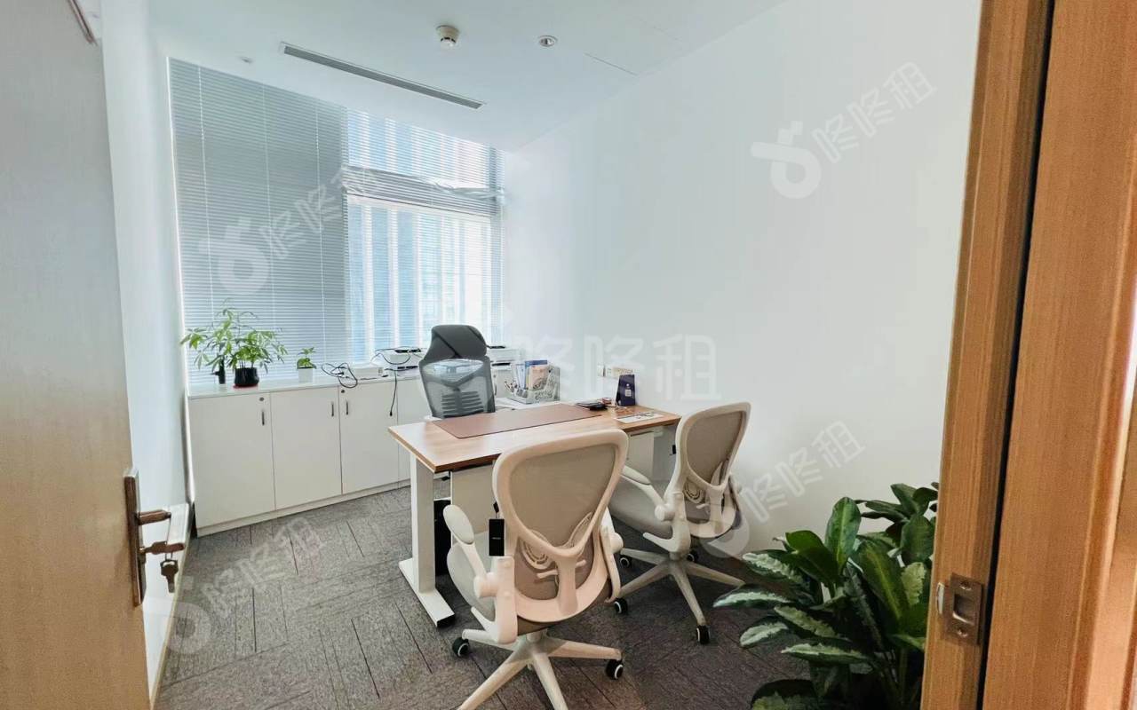 信利康大厦_511平_精装_办公室隔间