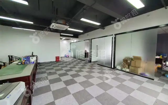 TCL国际E城_308平米_精装_办公室房源出租