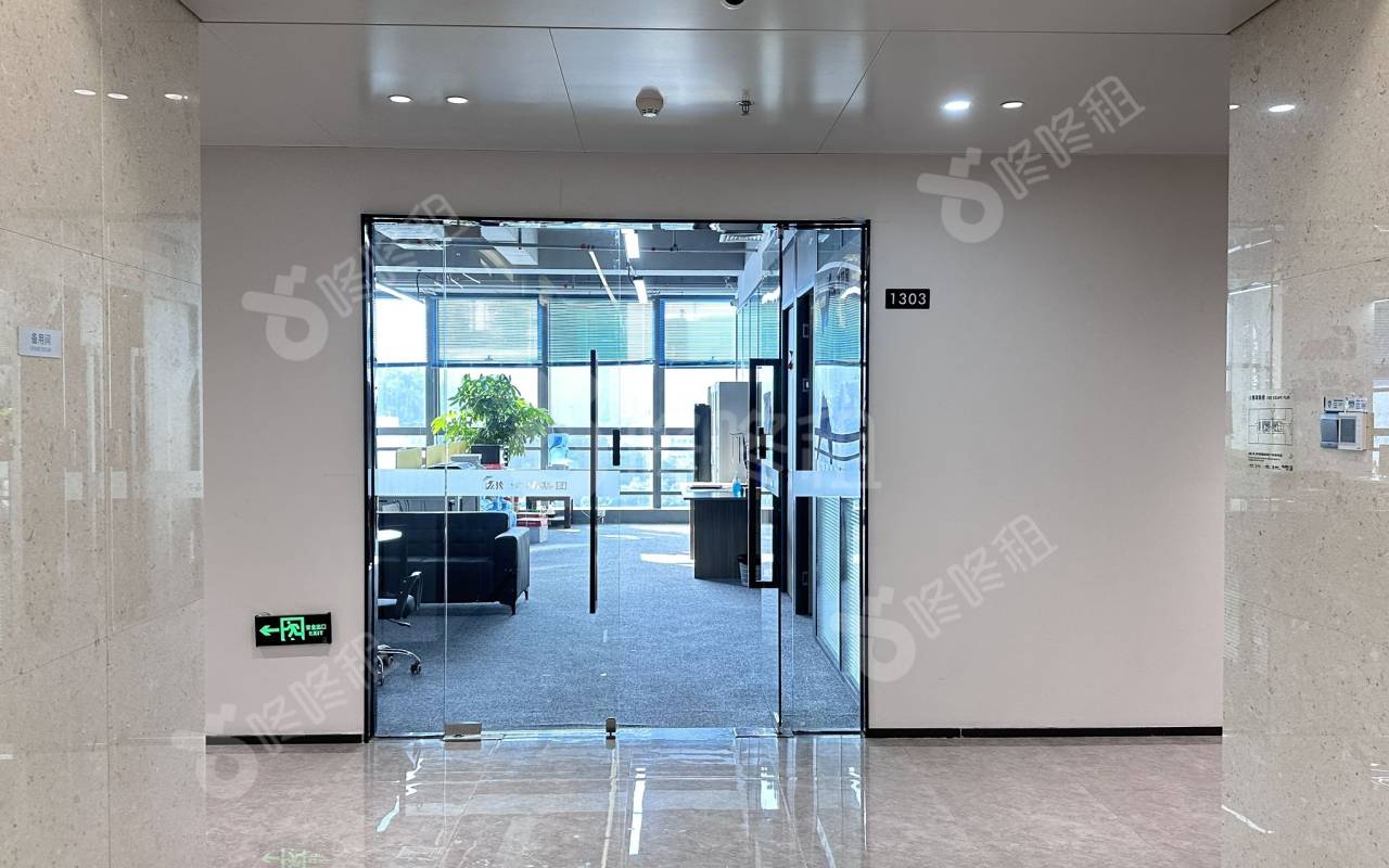 南山智谷产业园_300平_精装_前台