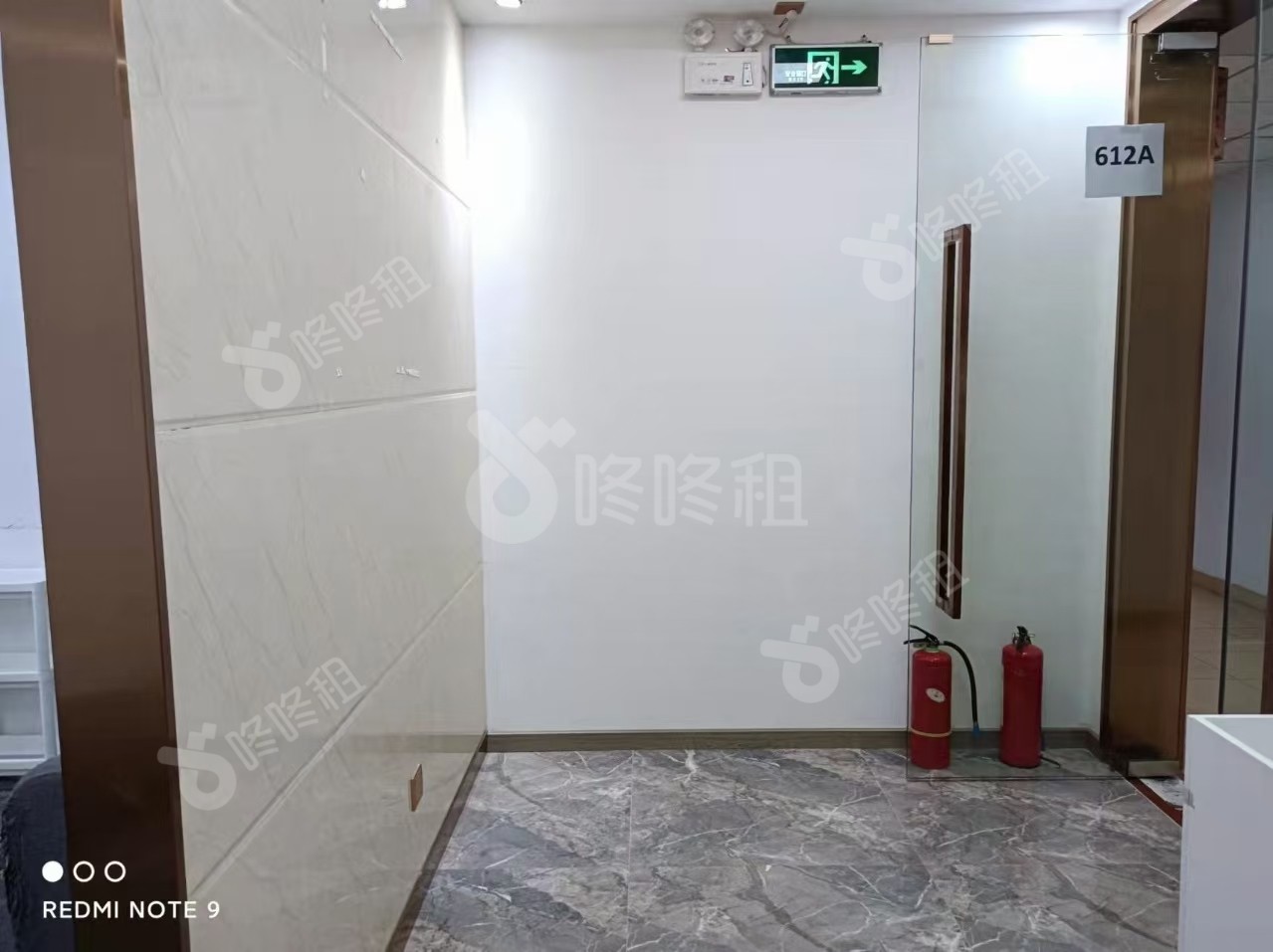 苍松大厦_128平_精装_前台