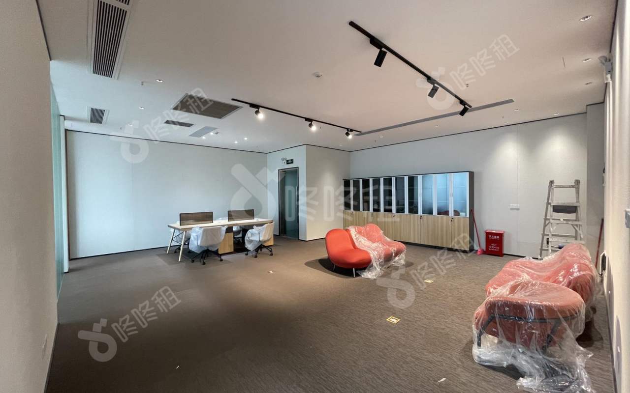 中国储能大厦_267平_精装_办公室开间